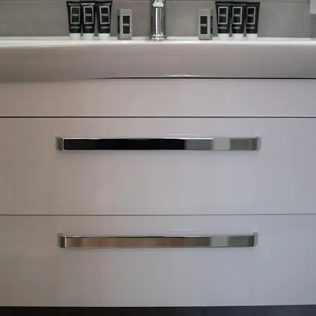 בית הארחה With Wifi - 25330